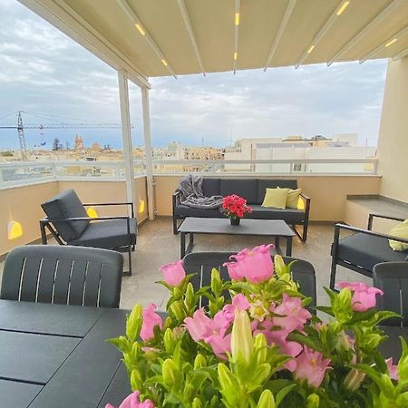 The Blue Mill Penthouse With Beautiful Views Lägenhet Naxxar Exteriör bild