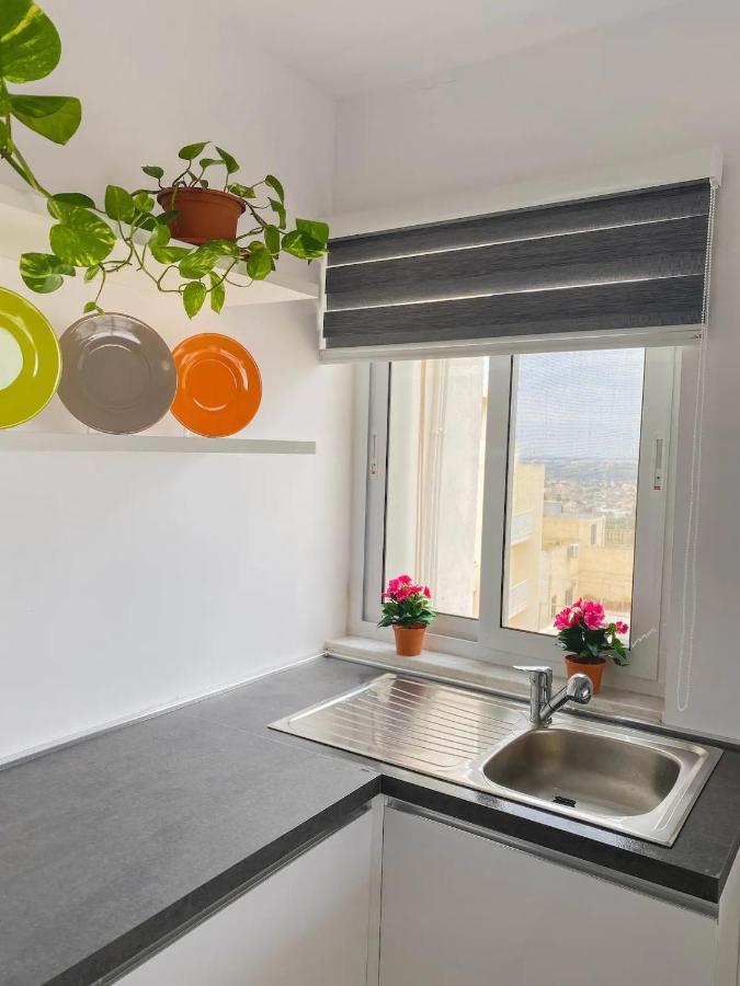 The Blue Mill Penthouse With Beautiful Views Lägenhet Naxxar Exteriör bild