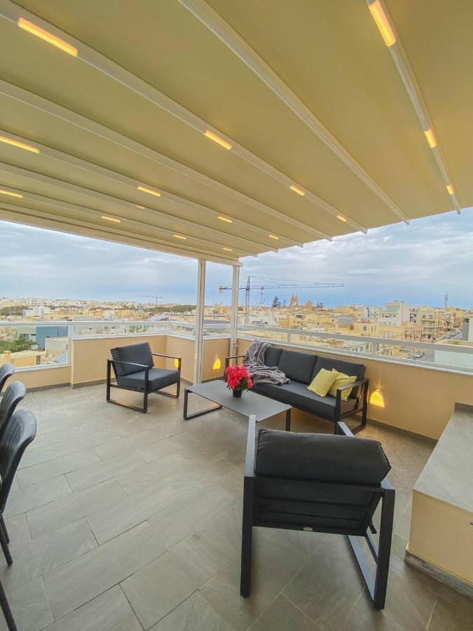 The Blue Mill Penthouse With Beautiful Views Lägenhet Naxxar Exteriör bild