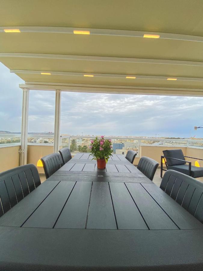 The Blue Mill Penthouse With Beautiful Views Lägenhet Naxxar Exteriör bild